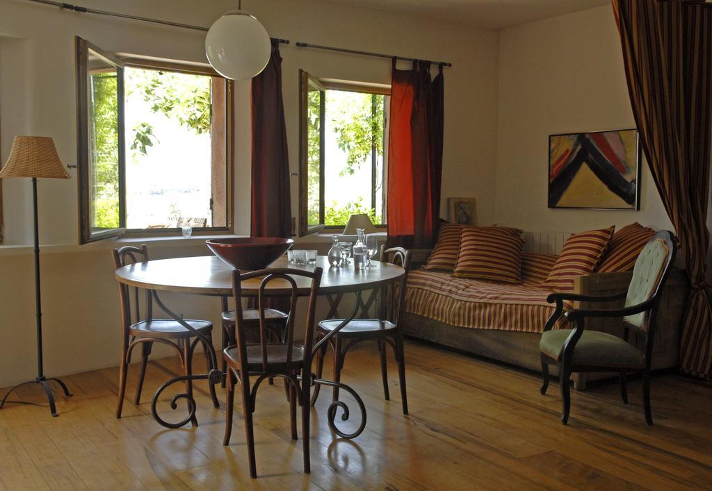 Residence Les Rossignols Roussillon en Isere Δωμάτιο φωτογραφία