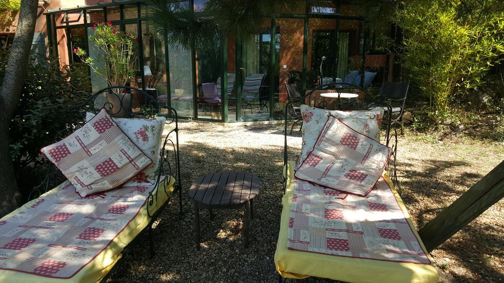 Residence Les Rossignols Roussillon en Isere Εξωτερικό φωτογραφία